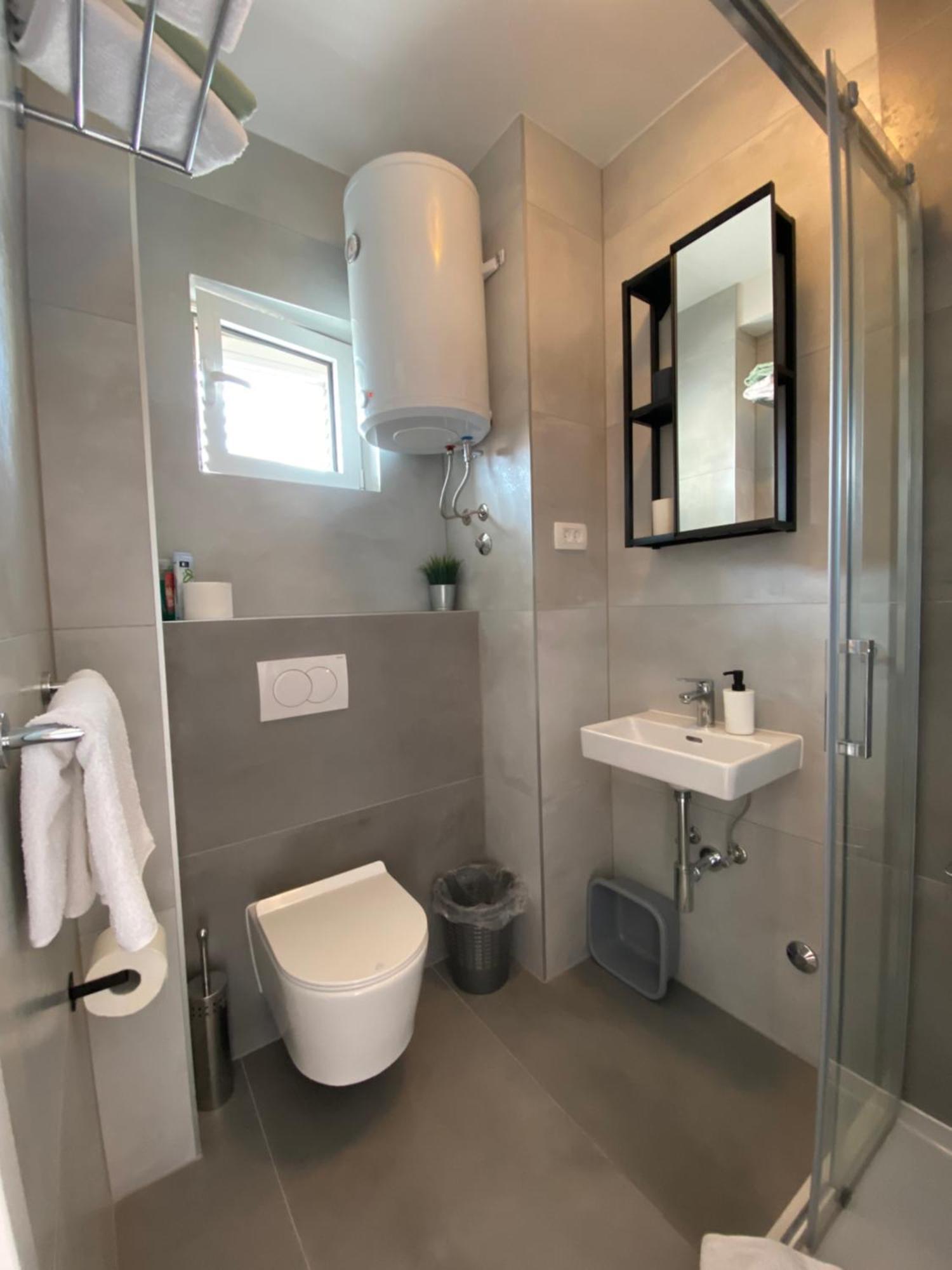 Studio Apartment And Rooms Adria Vodice Exterior foto